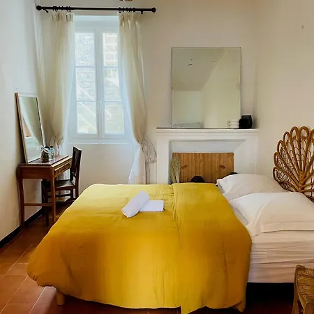 Maison Centre Village Ferienhaus *